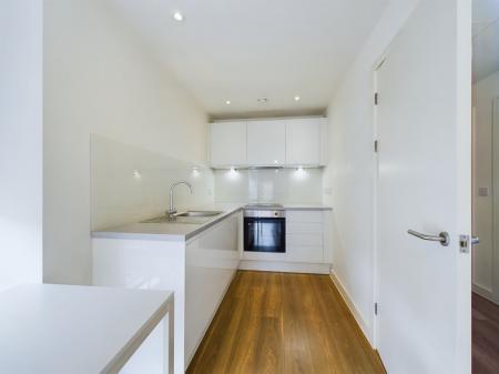 1 bedroom Flat to let in Wolstenholme Square, Liverpool L1