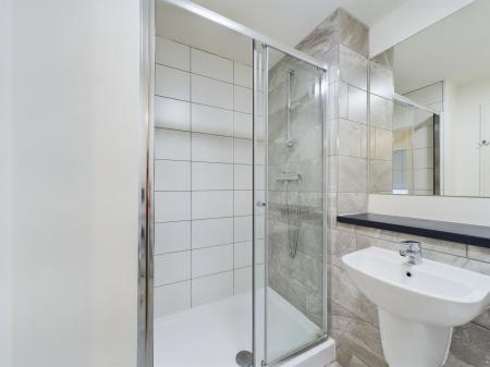 1 bedroom Flat to let in Wolstenholme Square, Liverpool L1