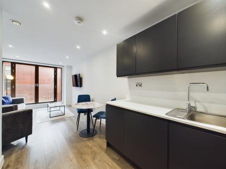 1 bedroom Flat to let in Parliament Square, Liverpool, L1