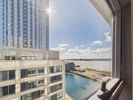 1 bedroom Flat to let in 1 William Jessop Way, City Centre, Liverpool, L3