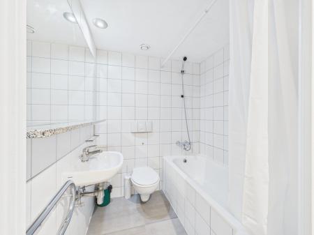 2 bedroom Flat to let in Royal Quay, Liverpool, L3