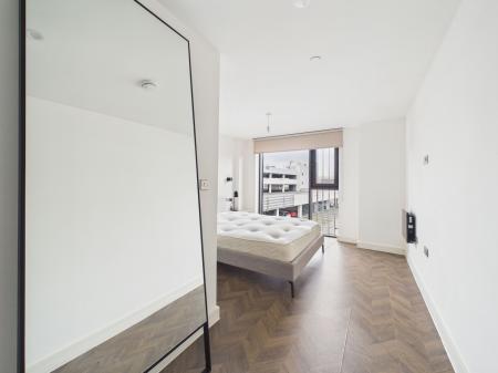 2 bedroom Flat to let in The Prestige, David Lewis Street, L1