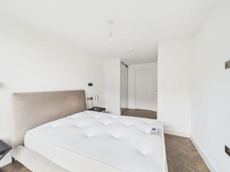 2 bedroom Flat to let in The Prestige, David Lewis Street, L1