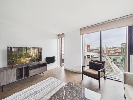 2 bedroom Flat to let in The Prestige, David Lewis Street, L1