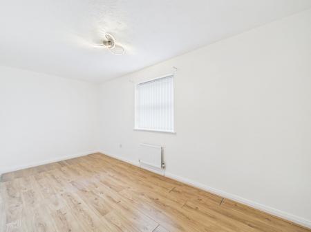 2 bedroom Town house to let in Gildart Gardens, Liverpool, L3