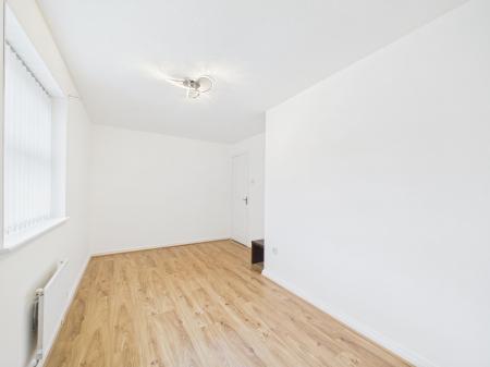 2 bedroom Town house to let in Gildart Gardens, Liverpool, L3