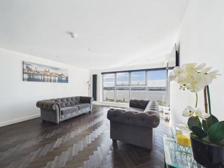 2 bedroom Flat to let in 1 William Jessop Way, Princes Dock, Liverpool, L3