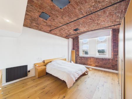 2 bedroom Apartment to let in Waterloo Warehouse, Waterloo Road, Liverpool, L3 0BG