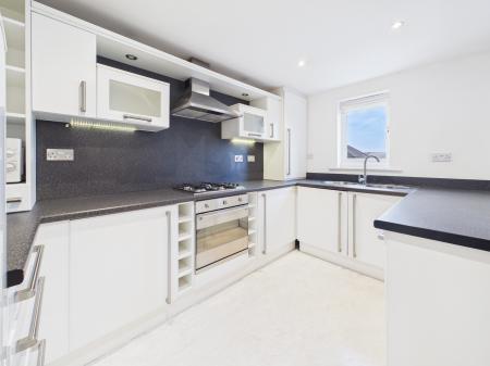 2 bedroom Apartment to let in City Quay, Ellerman Road, Liverpool, L3