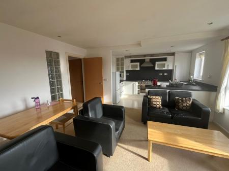 2 bedroom Apartment to let in City Quay, Ellerman Road, Liverpool, L3