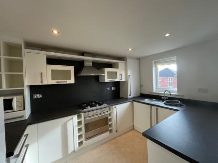 2 bedroom Apartment to let in City Quay, Ellerman Road, Liverpool, L3