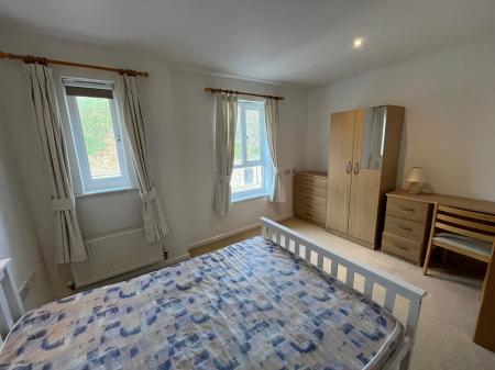 2 bedroom Apartment to let in City Quay, Ellerman Road, Liverpool, L3