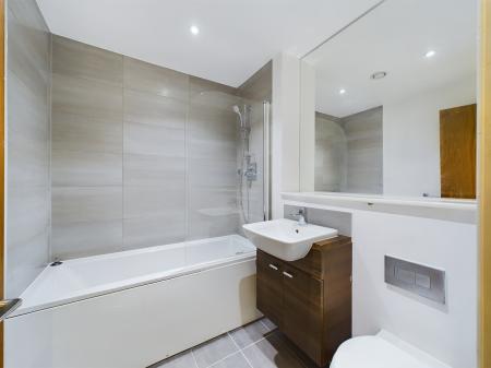 1 bedroom Flat to let in 7 The Strand, Liverpool City centre, L2 0PP