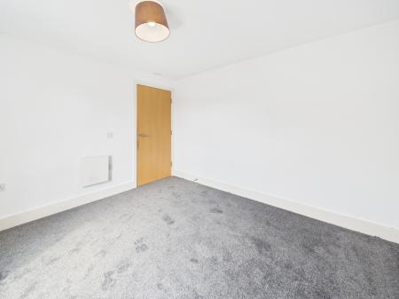 2 bedroom Flat to let in Block 9, Epworth Street, Liverpool, L6 1LS