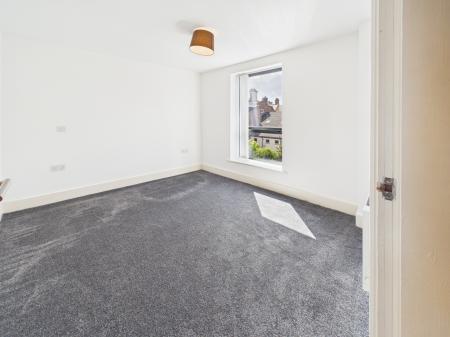 2 bedroom Flat to let in Block 9, Epworth Street, Liverpool, L6 1LS