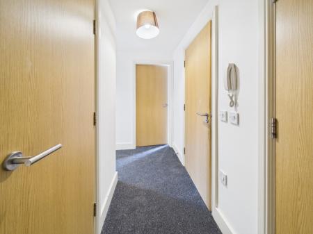 2 bedroom Flat to let in Block 9, Epworth Street, Liverpool, L6 1LS
