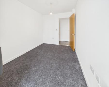 2 bedroom Flat to let in Alexandra Tower, 19 Princes Parade, Liverpool, L3 1BJ