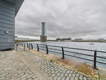 1 bedroom Flat to let in Waterside, 10 William Jessop Way, Liverpool, L3