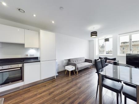 1 bedroom Flat to let in The Strand, 7 , Apartment 607, L2 0PP