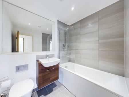 1 bedroom Flat to let in The Strand, 7 , Apartment 607, L2 0PP