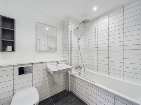 2 bedroom Flat to let in The Prestige, David Lewis Street, L1