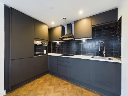2 bedroom Flat to let in The Prestige, David Lewis Street, L1