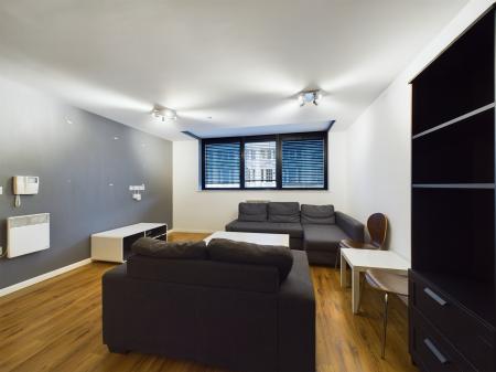 1 bedroom Apartment to let in Mann Island, 15, Apartment 227, L3 1EN
