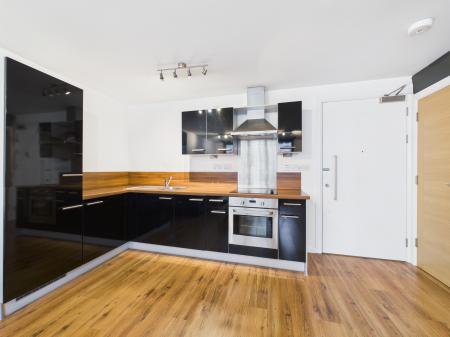 1 bedroom Apartment to let in 15 Mann Island, L3 1EN