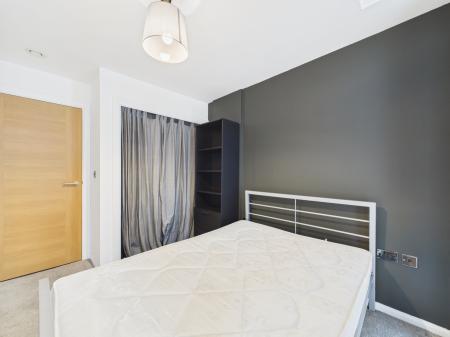 1 bedroom Apartment to let in 15 Mann Island, L3 1EN