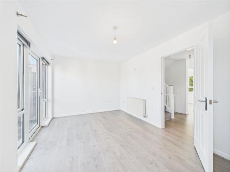 3 bedroom Town house to let in Northumberland Street, 94, L8 6TA
