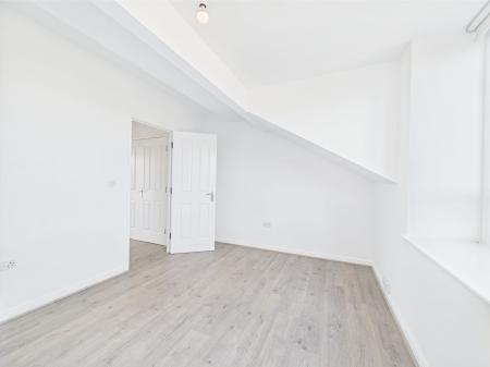 3 bedroom Town house to let in Northumberland Street, 94, L8 6TA