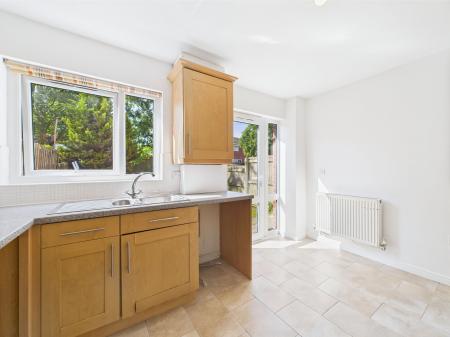 3 bedroom Town house to let in Northumberland Street, 94, L8 6TA