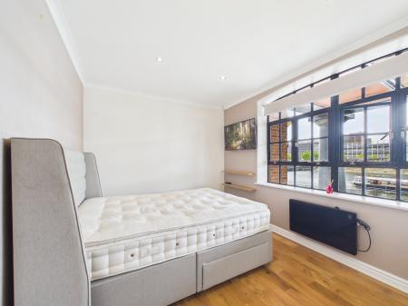 2 bedroom Apartment to let in Wapping Quay, 4, Apartment 87, L3 4BW