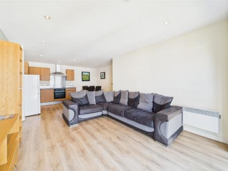 2 bedroom Flat to let in The Reach, 39 Leeds Street, L3 2DD