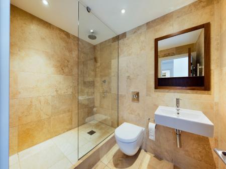 2 bedroom Flat to let in Waterside, 10 William Jessop Way, L3 1ED