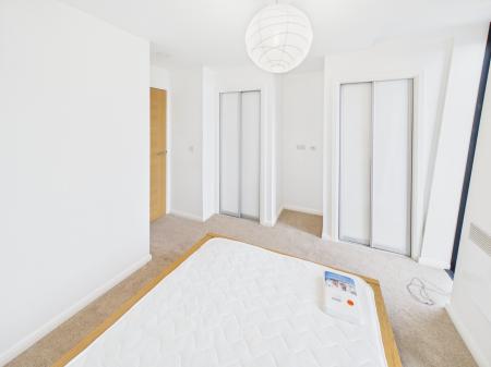 2 bedroom Apartment to let in Mann Island, 11, L3 1EE