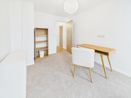 2 bedroom Apartment to let in Mann Island, 11, L3 1EE