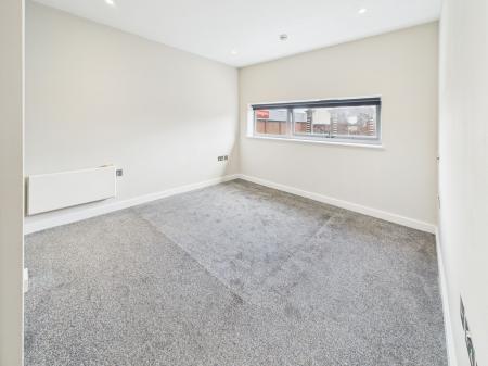 2 bedroom Flat to let in Waterside, 10 William Jessop Way, L3 1DX