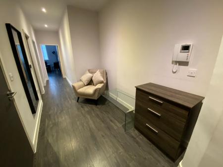 2 bedroom Flat to let in Orleans House, 19 Edmund Street, L3 9AH
