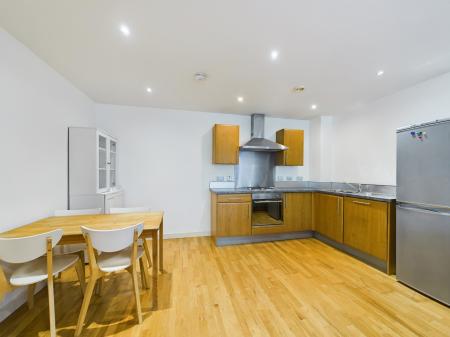 2 bedroom Flat to let in The Reach, 39 Leeds Street, L3 2DA