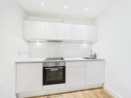 1 bedroom Flat to let in Wolstenholme Square, Block A, L1 4LH