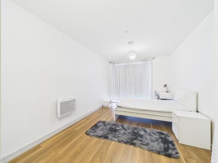 1 bedroom Flat to let in Wolstenholme Square, Block A, L1 4LH
