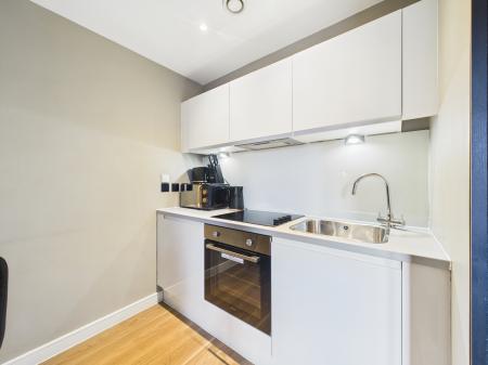 1 bedroom Flat to let in Wolstenholme Sq, Block D, L1 4EW