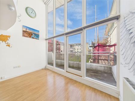 Royal Quay , 2, L3 4ET