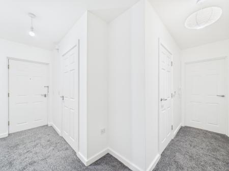 2 bedroom Flat to let in Kaber Court, Horsefall Street, L8