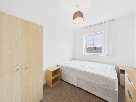 2 bedroom Flat to let in Kaber Court, Horsefall Street, L8