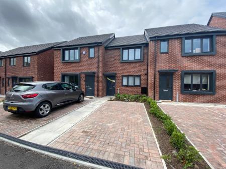 2 bedroom Town house to let in Oswestry Street, L5 1AJ