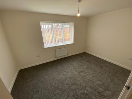 2 bedroom Town house to let in Oswestry Street, L5 1AJ