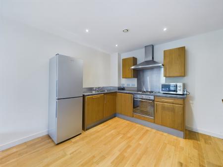 2 bedroom Flat to let in The Reach, Leeds Street, Liverpool, L3