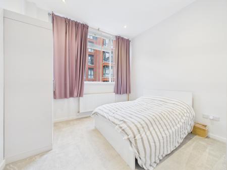 2 bedroom Flat to let in Orleans House , 19 Edmund Street , L3